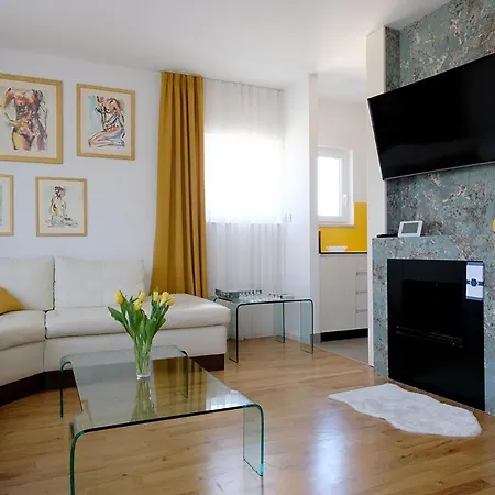 No 12 Apartment *