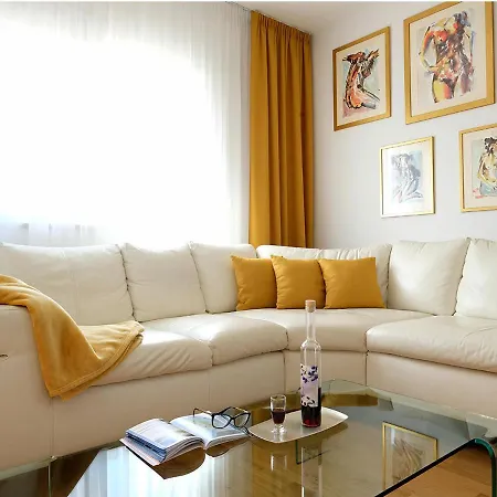 No 12 Apartment