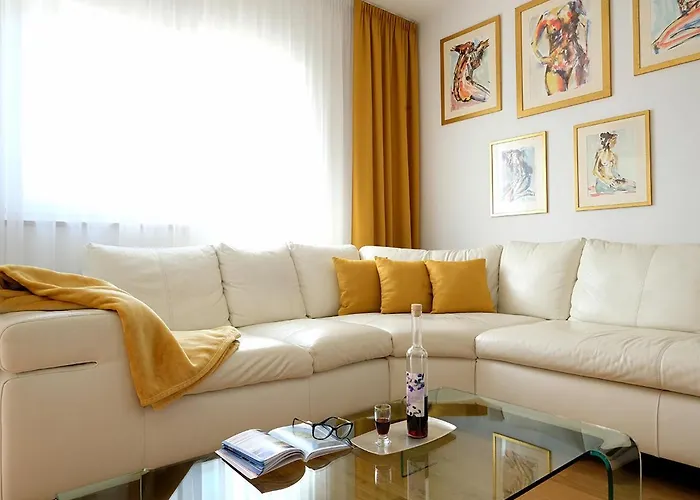 No 12 Apartament