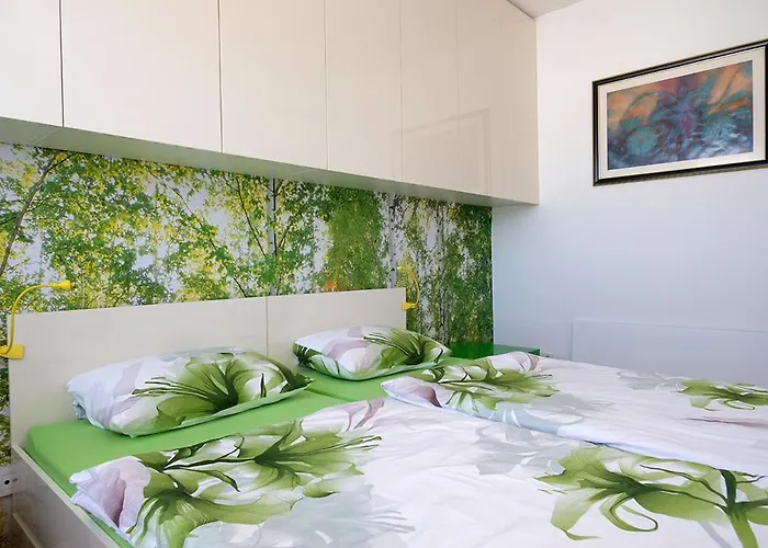Apartament No 12